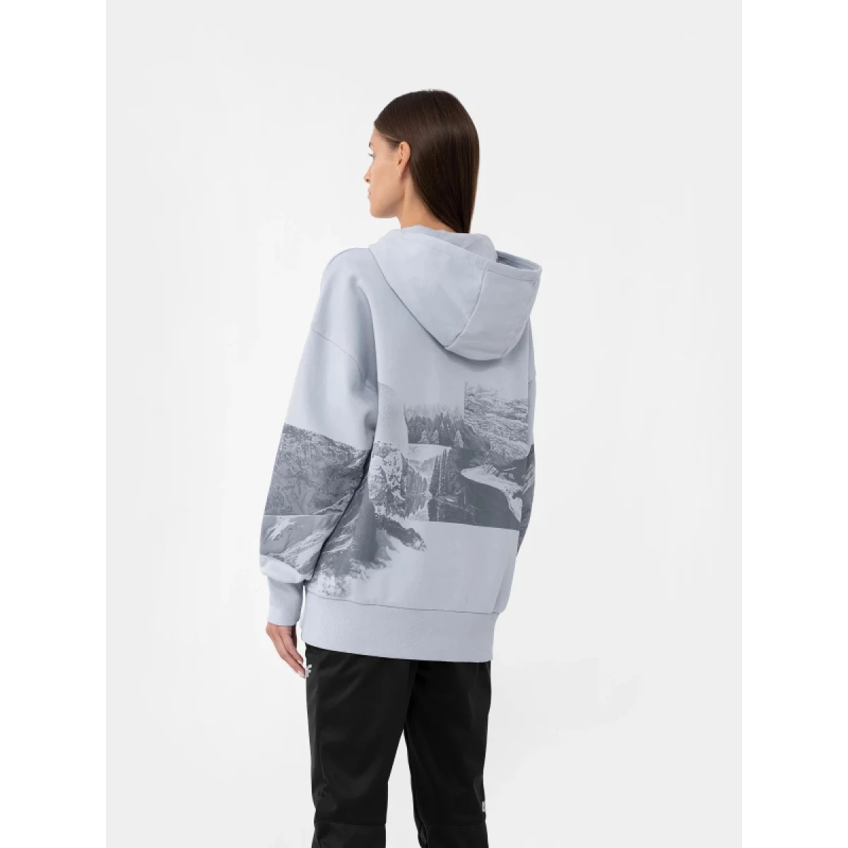 Dámska turistická mikina s kapucňou 4F WOMENS SWEATSHIRT BLD013-34S-LIGHT BLUE · záber 3