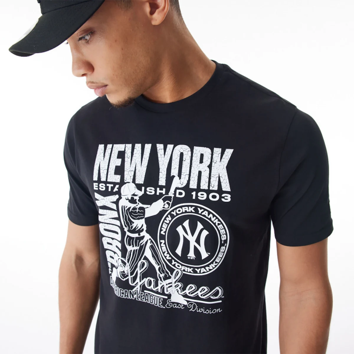 Tričko s krátkym rukávom NEW ERA MLB Distressed graphic NEYYAN · záber 3