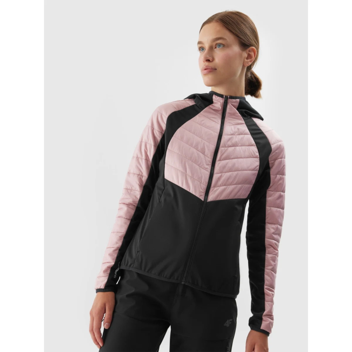 Dámska turistická bunda 4F TECHNICAL JACKET-AW23TTJAF349-54S-PINK · záber 2