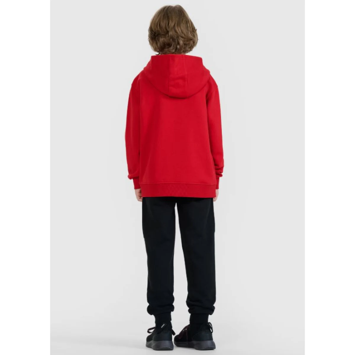 Chlapčenské tepláky 4F JUNIOR TROUSERS CAS M1103-20S-DEEP BLACK · záber 4
