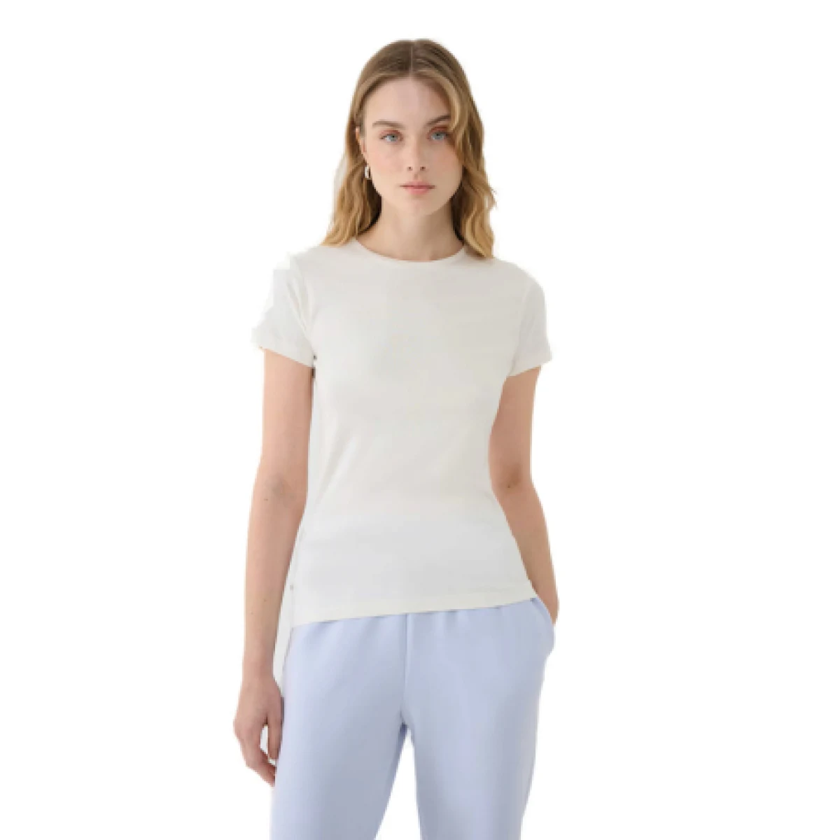 Dámske tričko s krátkym rukávom 4F TSHIRT F1995-11S-OFF WHITE · záber 1