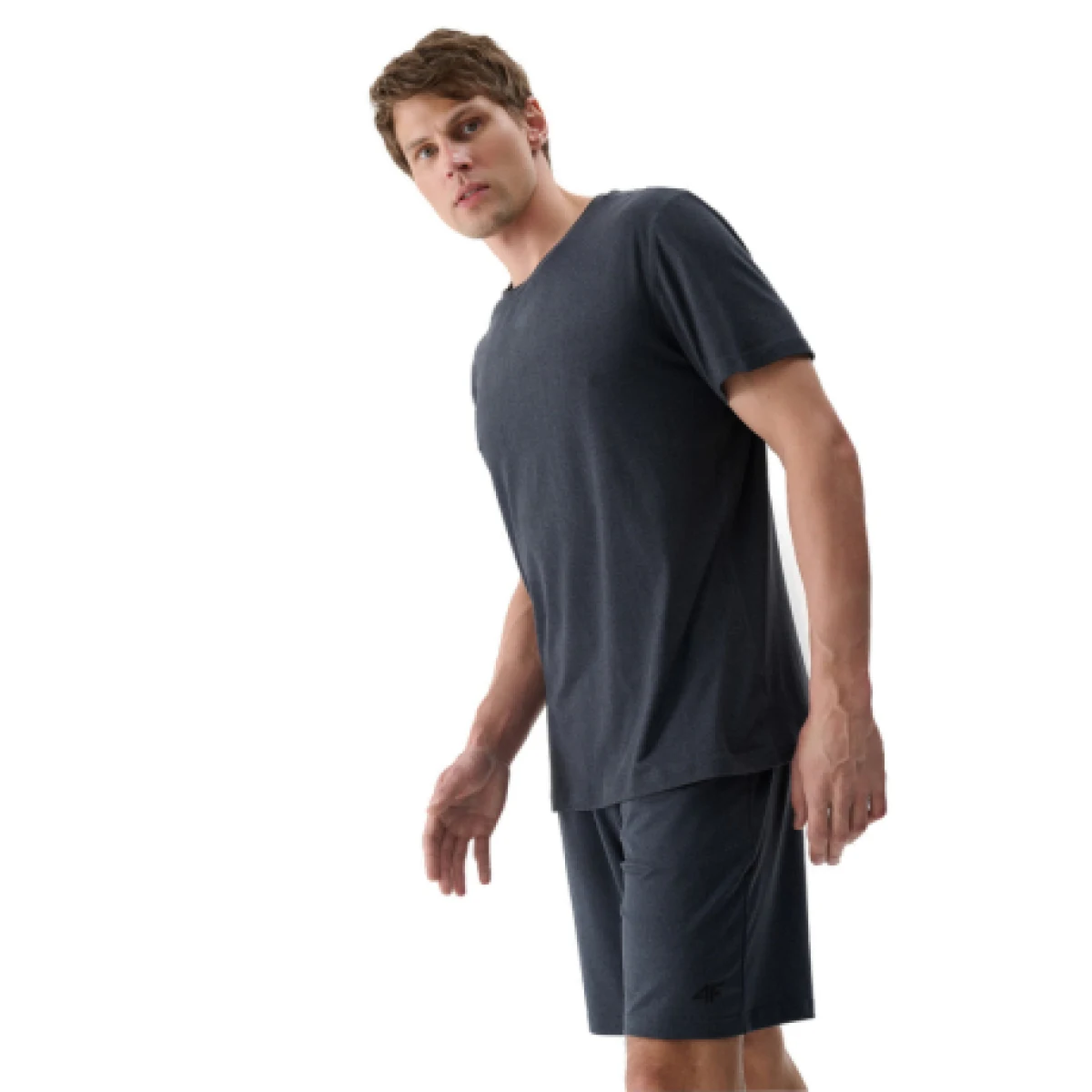 Pánske tréningové tričko s krátkym rukávom 4F TSHIRT FNK M1344-22M-ANTHRACITE MELANGE · záber 1