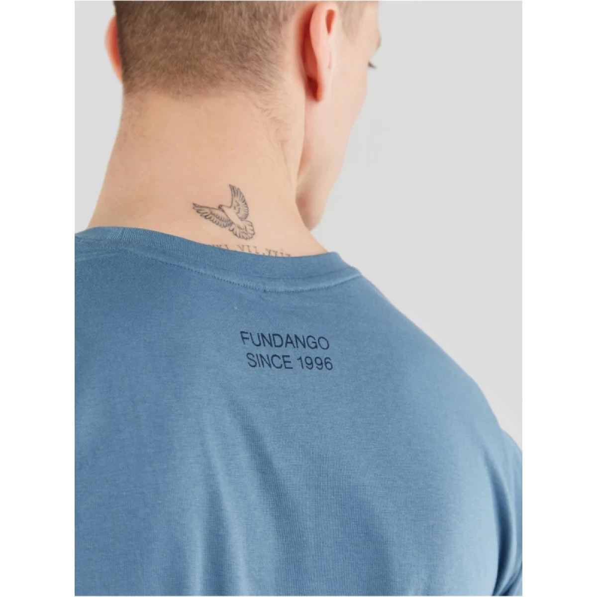 Pánske tričko s krátkym rukávom FUNDANGO Jaggy Pocket T-shirt-460-turkis · záber 4