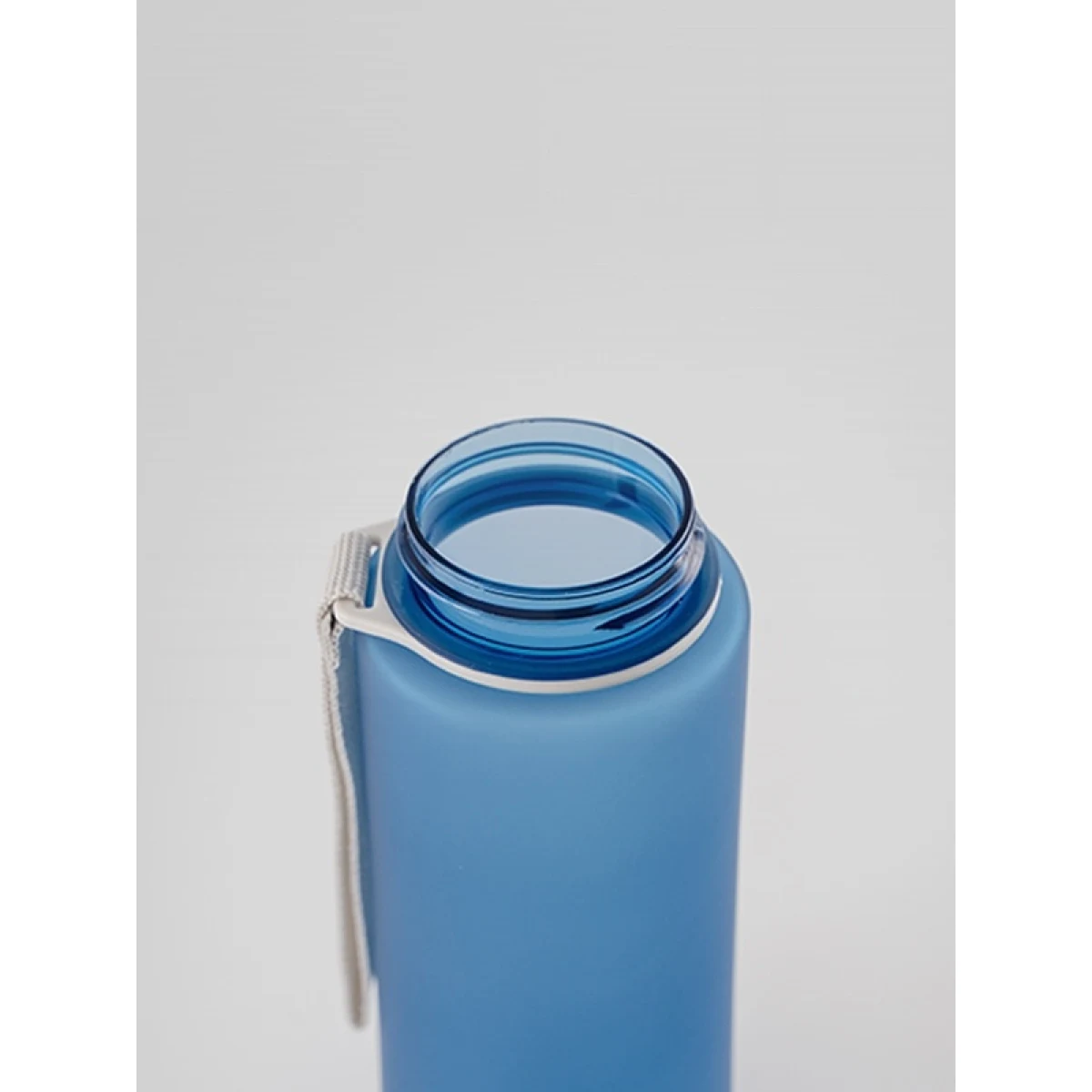 Fľaša EQUA Midnight, 600 ml · záber 2