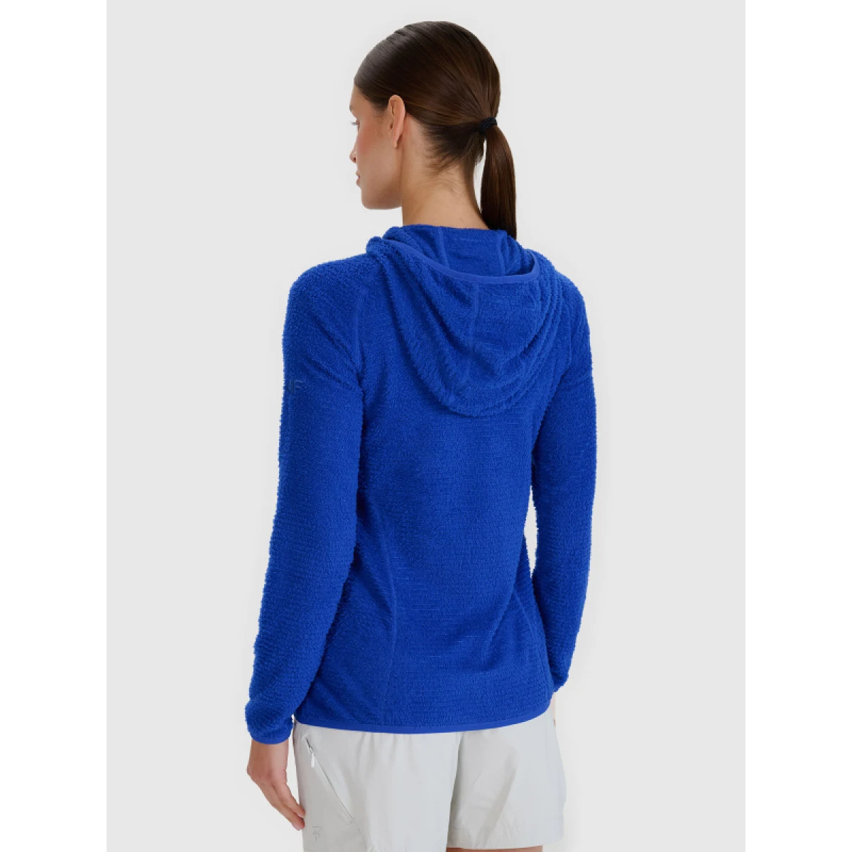 Dámska turistická flisová mikina so zipsom 4F SWEATSHIRT FNK-WSS25TFSWF481-36S-COBALT · záber 4