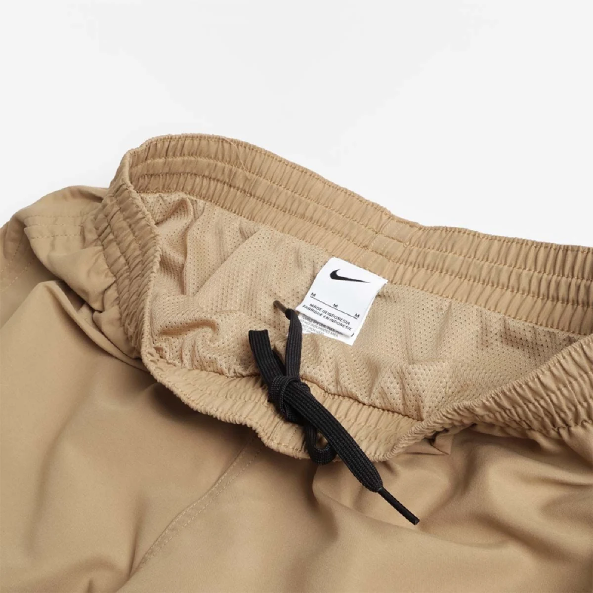 Pánske plavky NIKE SWIM ESSENTIAL 5 inch PARACHUTE BEI-PARACHUTE BEIGE · záber 4