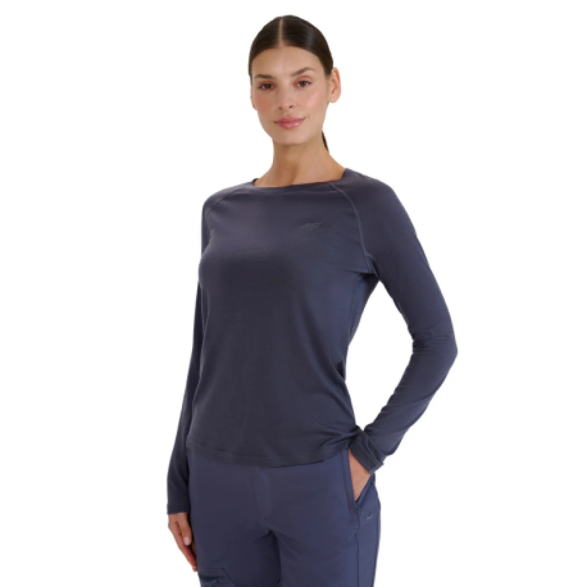 Dámske bežecké tričko s dlhým rukávom 4F LONGSLEEVE FNK-WSS25TFLOF332-22S-ANTHRACITE · záber 1
