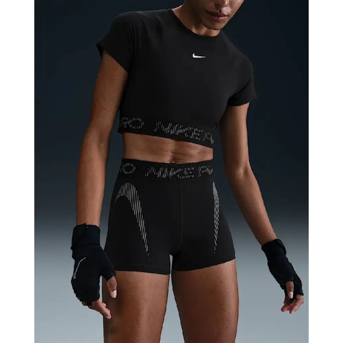 Dámske tréningové kraťasy NIKE PRO W NP DF MR 3IN SHORT TT GRX-010-Black · záber 4