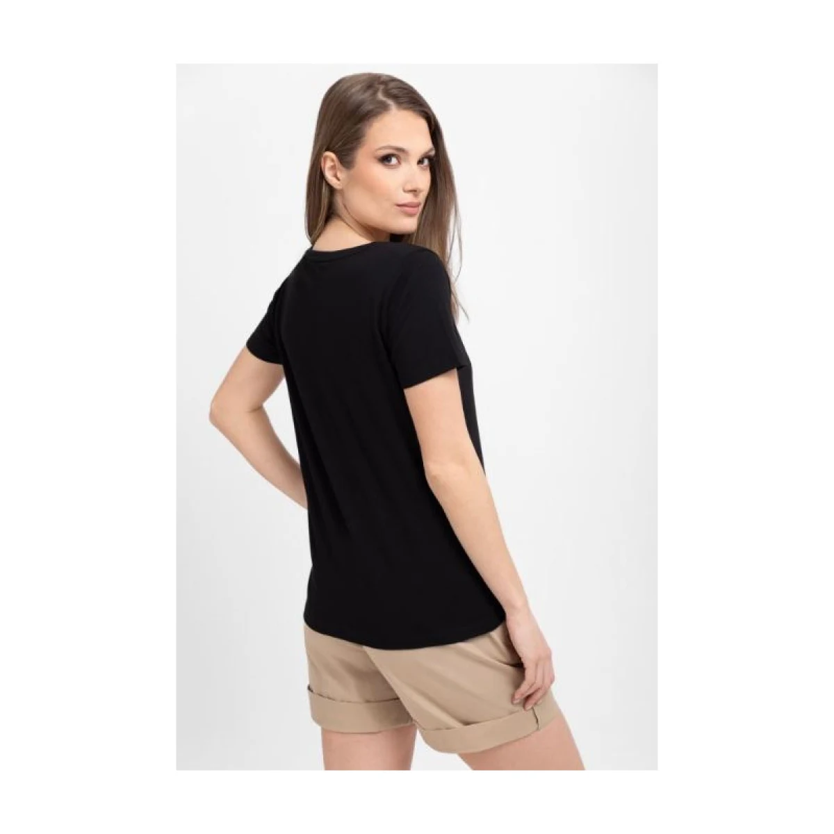 Dámske tričko s krátkym rukávom VOLCANO QUEEN-700-BLACK · záber 3