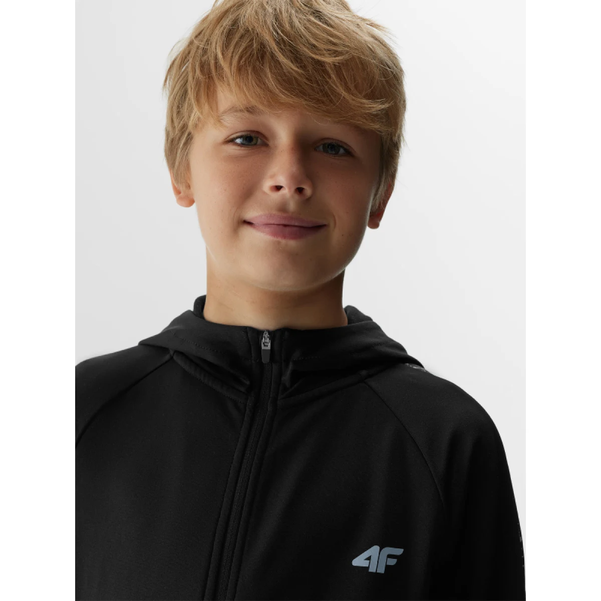 Chlapčenská zateplená tréningová mikina so zipsom 4F JUNIOR SWEATSHIRT FNK-JAW23TFSWM205-20S-DEEP BLACK · záber 5