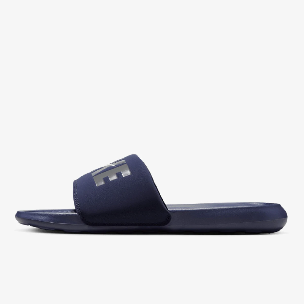 Pánske šlapky (plážová obuv) NIKE Victori One SE M obsidian dark grey summit white · záber 3