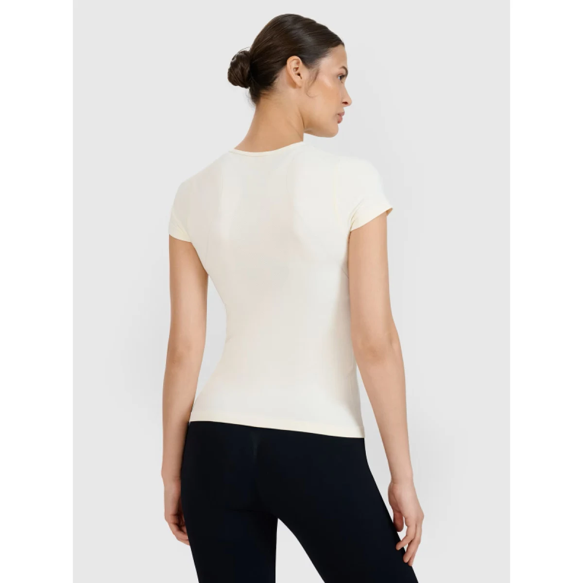 Dámske tréningové tričko s krátkym rukávom 4F TSHIRT FNK F1270-11S-OFF WHITE · záber 3