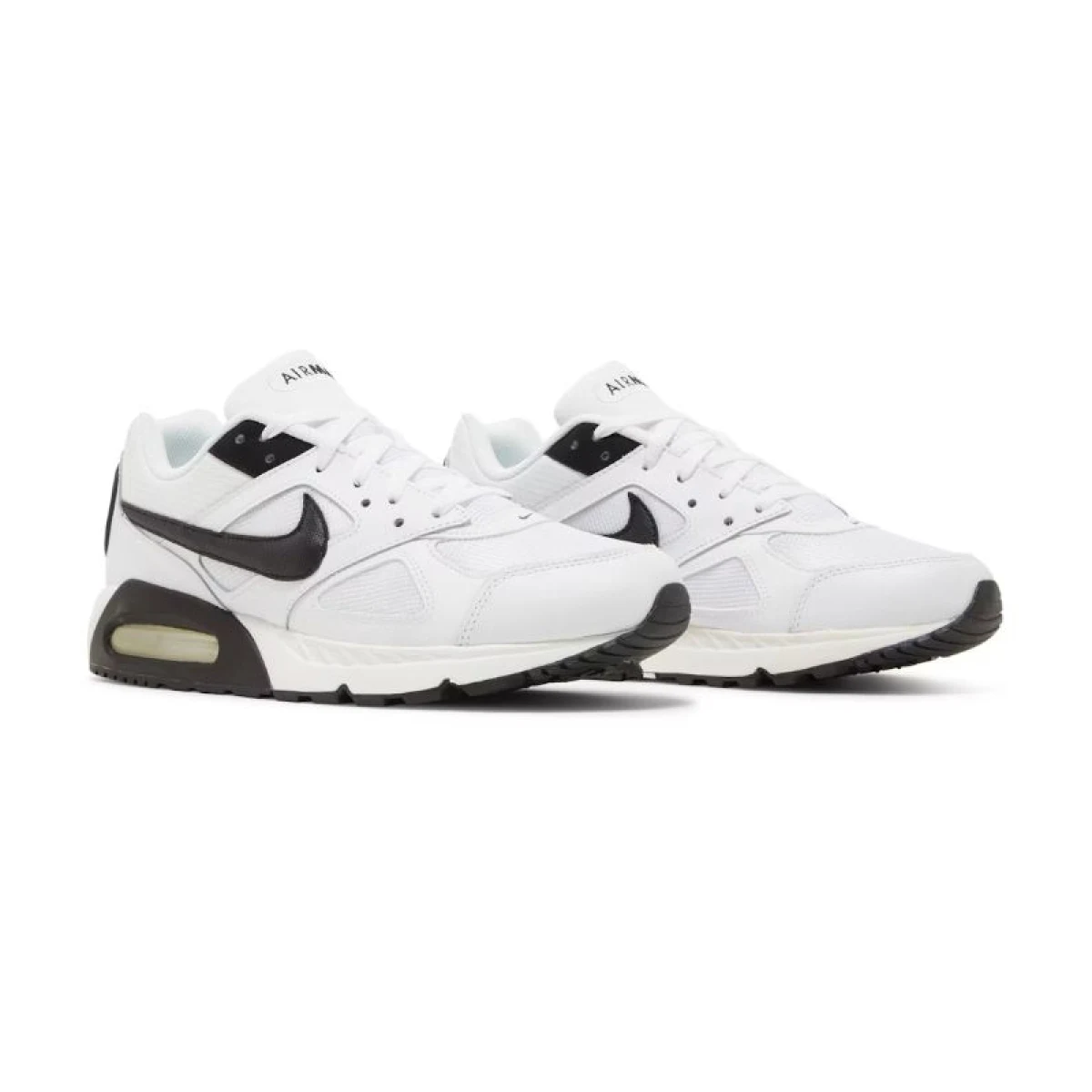 Pánska vychádzková obuv NIKE Air Max IVO Ms white black · záber 3
