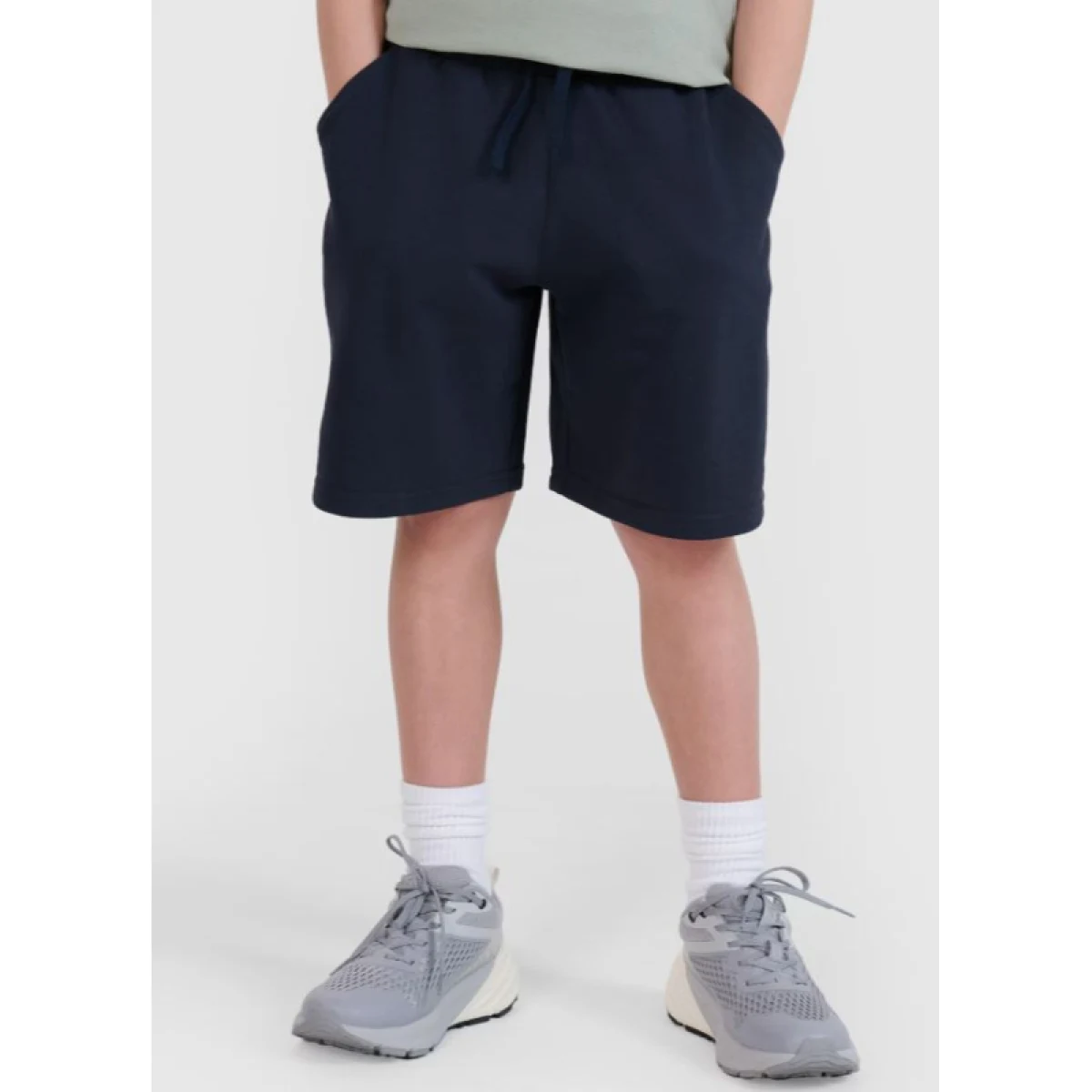 Chlapčenské teplákové kraťasy 4F JUNIOR SHORTS CAS M629-31S-NAVY · záber 2