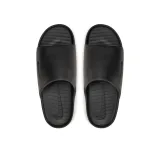 Pánske šlapky (plážová obuv) NIKE Calm M black black · záber 4