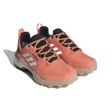 Dámska nízka turistická obuv ADIDAS Terrex AX4 GTX coral fusion crystal white impact orange · záber 3