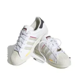 Dámska rekreačná obuv ADIDAS ORIGINALS Superstar cloud white aluminium shadow navy · záber 4