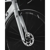 Cestný bicykel BASSO Venta disc, stone gray, Shimano 105, Microtech MCT · záber 2