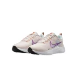 Dámska športová obuv (tréningová) NIKE Downshifter 12 guava ice rush fuchsia pure platinum · záber 3