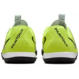 Chlapčenské futbalové kopačky halové NIKE Phantom GX 2 Academy Jr IC metallic silver volt black · záber 5