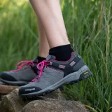 Dámska nízka turistická obuv TREZETA Raider WP W grey fuchsia · záber 3