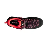 Dámska nízka turistická celokožená obuv SALEWA Wildfire Leather GTX W black fluo coral · záber 4