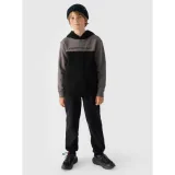 Chlapčenská mikina s kapucňou 4F JUNIOR SWEATSHIRT-JWAW24TSWSM1222-20S-DEEP BLACK · záber 4