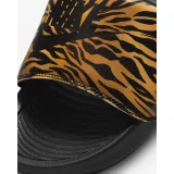 Dámske šlapky (plážová obuv) NIKE Victori One Print Ws black black · záber 4