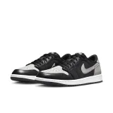 Pánska vychádzková obuv NIKE Air Jordan 1 Low OG Shadow black medium grey white · záber 4