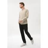 Pánska košeľa s dlhým rukávom VOLCANO LANGE 102-BEIGE · záber 4