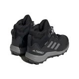 Juniorská členková turistická obuv ADIDAS Terrex Mid Jr GTX core black grey three core black · záber 5