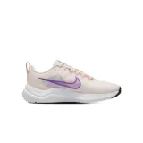 Dámska športová obuv (tréningová) NIKE Downshifter 12 guava ice rush fuchsia pure platinum · záber 1