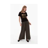 Dámske tričko s krátkym rukávom VOLCANO QUEEN-700-BLACK · záber 4