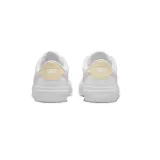 Dievčenská vychádzková obuv NIKE Court Legacy white pink foam honeydew · záber 5