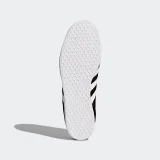 Pánska vychádzková obuv ADIDAS ORIGINALS Gazelle M core black white gold met · záber 5