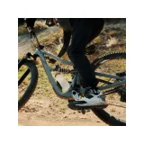 Fľaša na bicykel FIDLOCK set láhve s držákem BOTTLE TWIST 750 ml Transparent Black · záber 5
