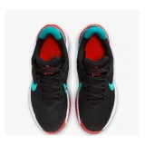 Chlapčenská športová obuv (tréningová) NIKE Star Runner 4 Jr black bright crimson white dusty cactus · záber 5