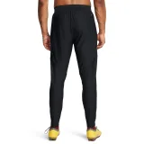 Pánske tepláky UNDER ARMOUR UA Ms Ch. Pro Pant-BLK · záber 3
