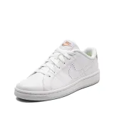 Dámska rekreačná obuv NIKE Court Royale 2 Next Nature white amber brown guava ice · záber 3