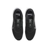 Pánska bežecká obuv NIKE Quest 5 black smoke grey dark smoke grey white · záber 5