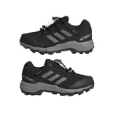 Juniorská nízka turistická obuv ADIDAS TERREX GTX K CBLACK GRETHR CBLACK · záber 5
