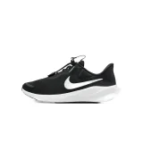 Dámska športová obuv (tréningová) NIKE Revolution 7 EasyOn black white · záber 2