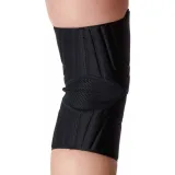Fitness chránič NIKE PRO OPEN PATELLA KNEE SLEEVE 3.0 BLACK WHITE · záber 3