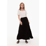 Dámske tričko s krátkym rukávom VOLCANO LEA-100-WHITE · záber 4