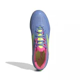 Pánske futbalové kopačky halové ADIDAS F50 League M IC blue fusion lucid lemon lucid pink · záber 5