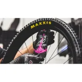 Plášť na bicykel MUC-OFF Ultimate Tubeless Setup Kit-DH Trail Enduro · záber 3