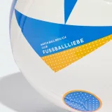 Futbalová lopta ADIDAS EURO24 CLB WHITE GLOBLU LUCORA · záber 2
