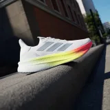 Pánska bežecká obuv ADIDAS Ultraboost 5X cloud white grey lucid lemon · záber 4