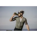 Fľaša na bicykel FORCE BIO EARTH 0,5 l, green-gray · záber 3