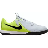 Chlapčenské futbalové kopačky halové NIKE Phantom GX 2 Academy Jr IC metallic silver volt black · záber 1